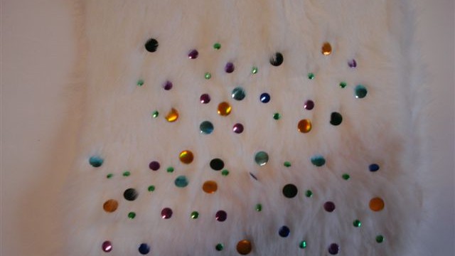 collection 4 studs on white rabbit